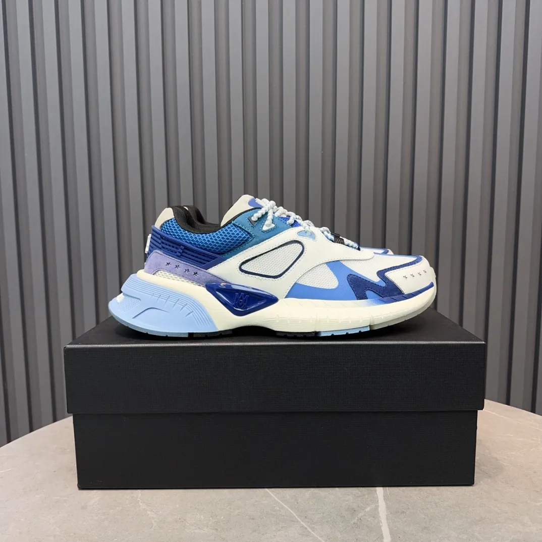 [AMIRI Amir] P: 760💰Size for couples: Female 35-40; Male 39-44; (Customized at 45.46) AMIRI Amir New Autumn and Winter Products New Autumn Latest Catwalk Couple Color Block Bread Casual Sports Shoes Series 〰 Casual fashion style full of details New generation of bone shoes popular classic upgrades Super comfortable and super popular! AUTRY is an exclusive version of AUTRY couple casual shoes from a high street brand in Los Angeles. Many celebrity Internet celebrities have the same style. Chinese new rapper Xiaobai Gali, Wang Yibo, Yang Mi and other Internet celebrity bloggers are competing for their feet. The three-dimensional molded metal logo on the side of the AJ1 shoe is on par with Nike's popular Fog. The heroic value instantly has a bit of punk rock flavor, all showing fashion sense and street style... ▪ Upper: original custom-made cowhide + original custom-made breathable mesh ▪Inner lining: original customized breathable mesh ▪Outsole: original molded two-color TPU rubber combination outsole.